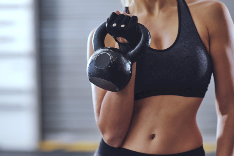 Cvičení s kettlebellem pro začátečníky s Alicí